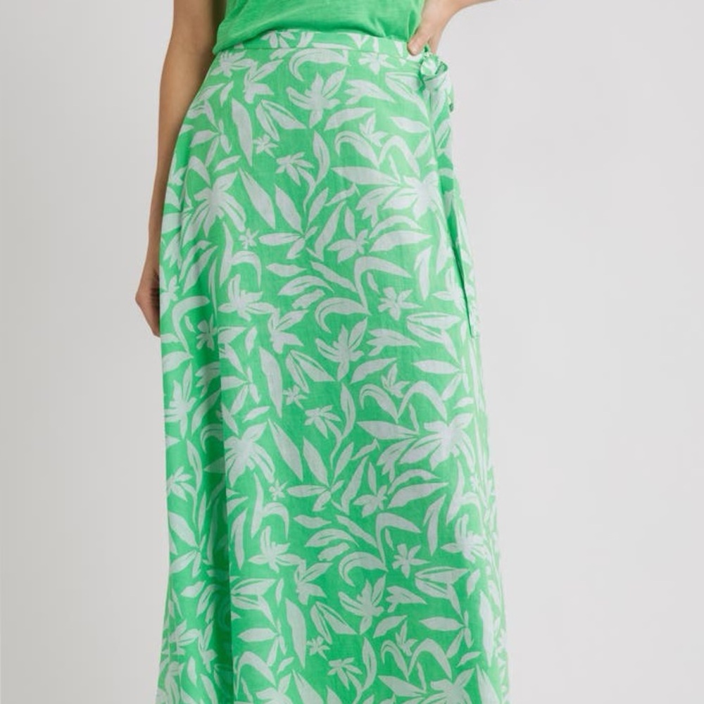 Caslon Green and White Floral Midi Skirt